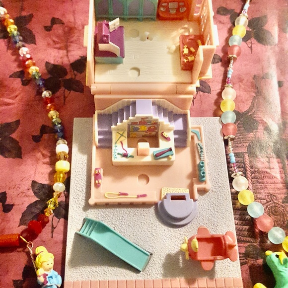 1993 Polly Pocket Toy Shop, Doll and Rocking Horse Beaded Necklaces - Picture 5 of 7